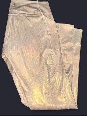Iridescent Holographic Leggings - Shimmery